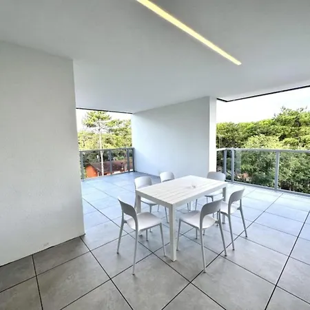 Pool Access Penthouse Near The ביביונה